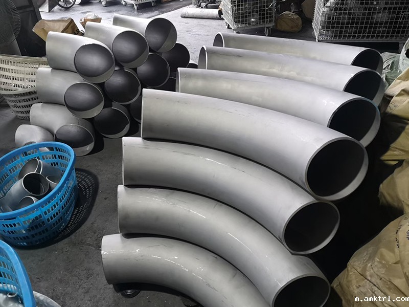 不锈钢弯头（滚砂）